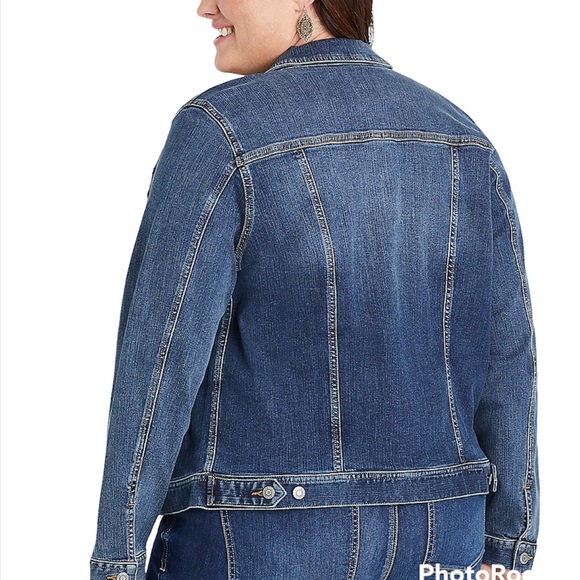 Torrid Traditional Dark Wash Denim Jacket - Picture 2 of 12
